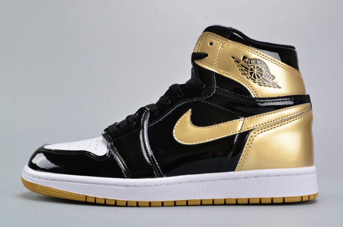 Air Jordan 1 Retro High OG NRG ComplexCon 861428-001