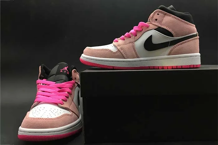 Air Jordan 1 Mid AJ1 852542-801