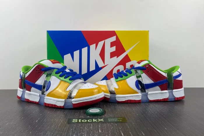 Nk SB Dunk Low Sandy Bodecker FD8777-100