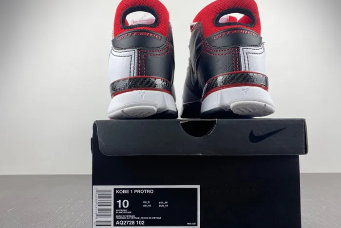 Undefeated x Nike Kobe 1 ZK1 AQ2728-102
