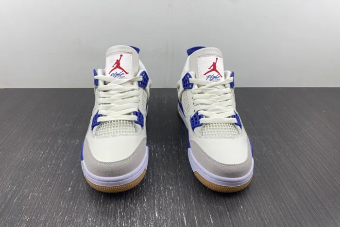 Air Jordan 4 SB Pine Green DR5415-107