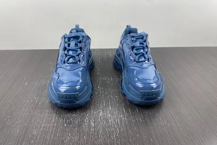 Ba*len*cia*ga -phantom sneaker 734954 w2paa 4000