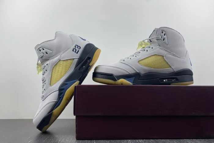 Ma Maniere x Air Jordan 5 “Diffused Blue FZ5758-004