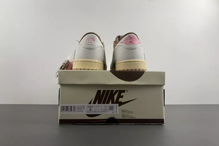 Travis Scott x Air Jordan 1 Low OG DM7866-106