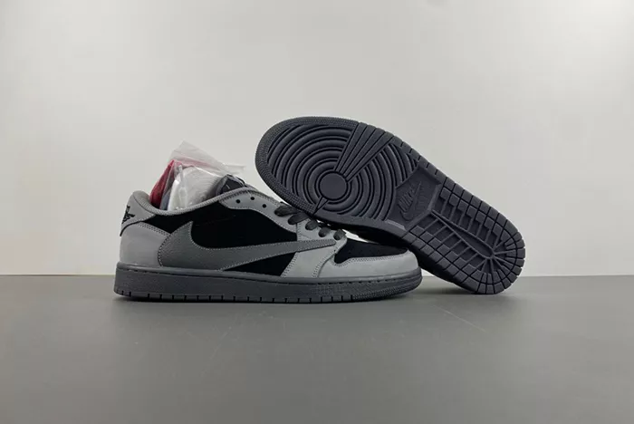 Travis Scott x Air Jordan 1 DM7866-775